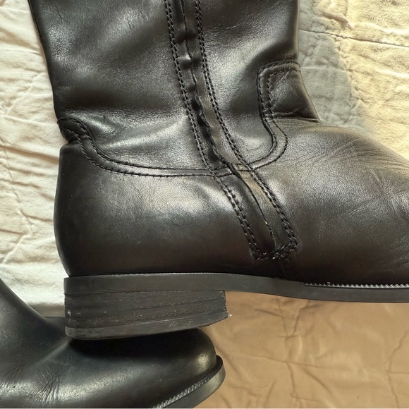 Lauren Ralph Lauren Women’s Signature Black Riding Boots - Picture 11 of 17